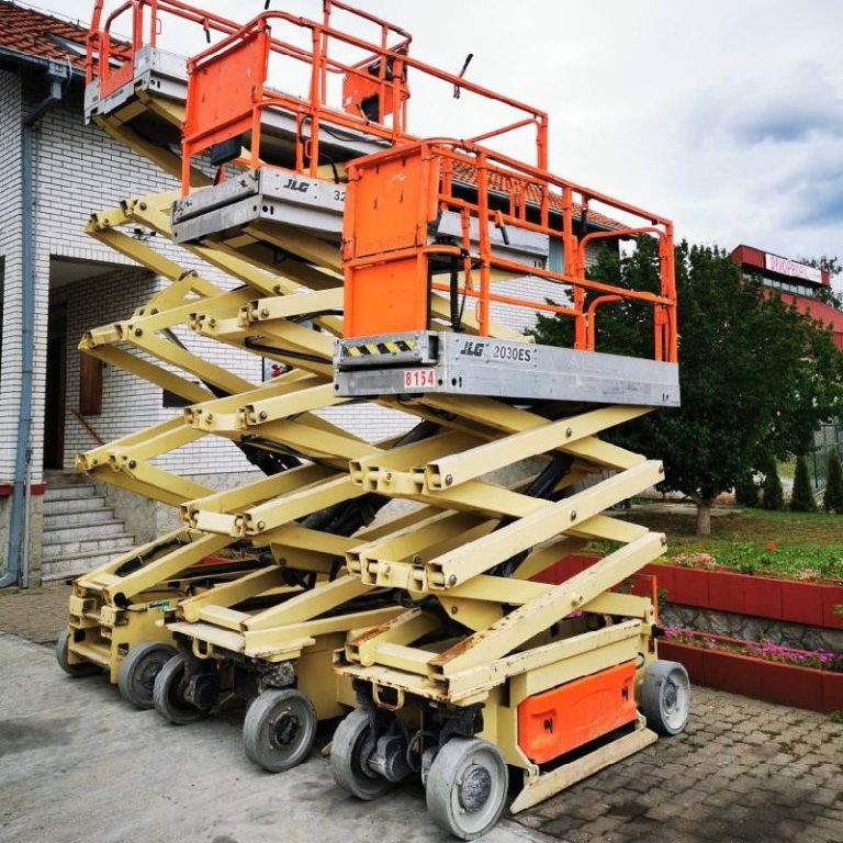 JLG 1930ES ollós emelő